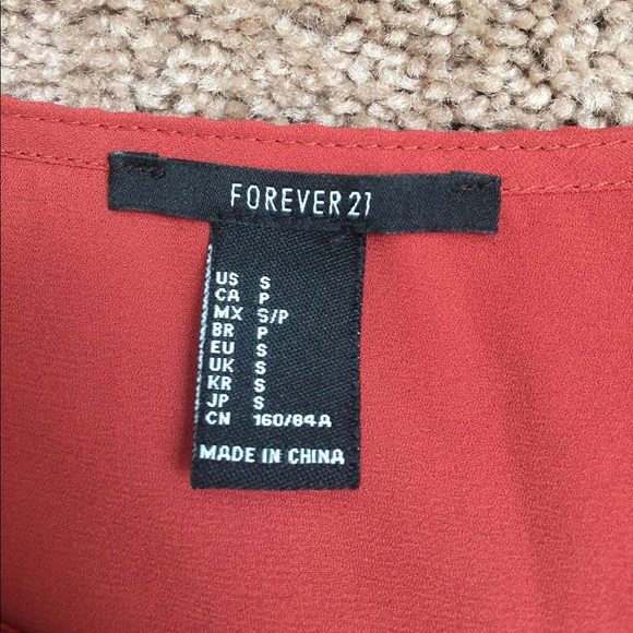 Forever 21 bell sleeve top - Picture 4 of 4
